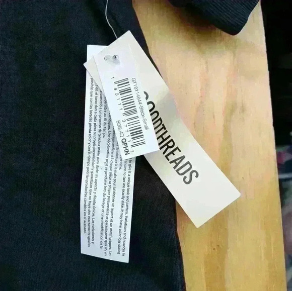 Ladies nwt short sleeve sweatshirt Goodthreads size S oversized - Picture 3 of 4